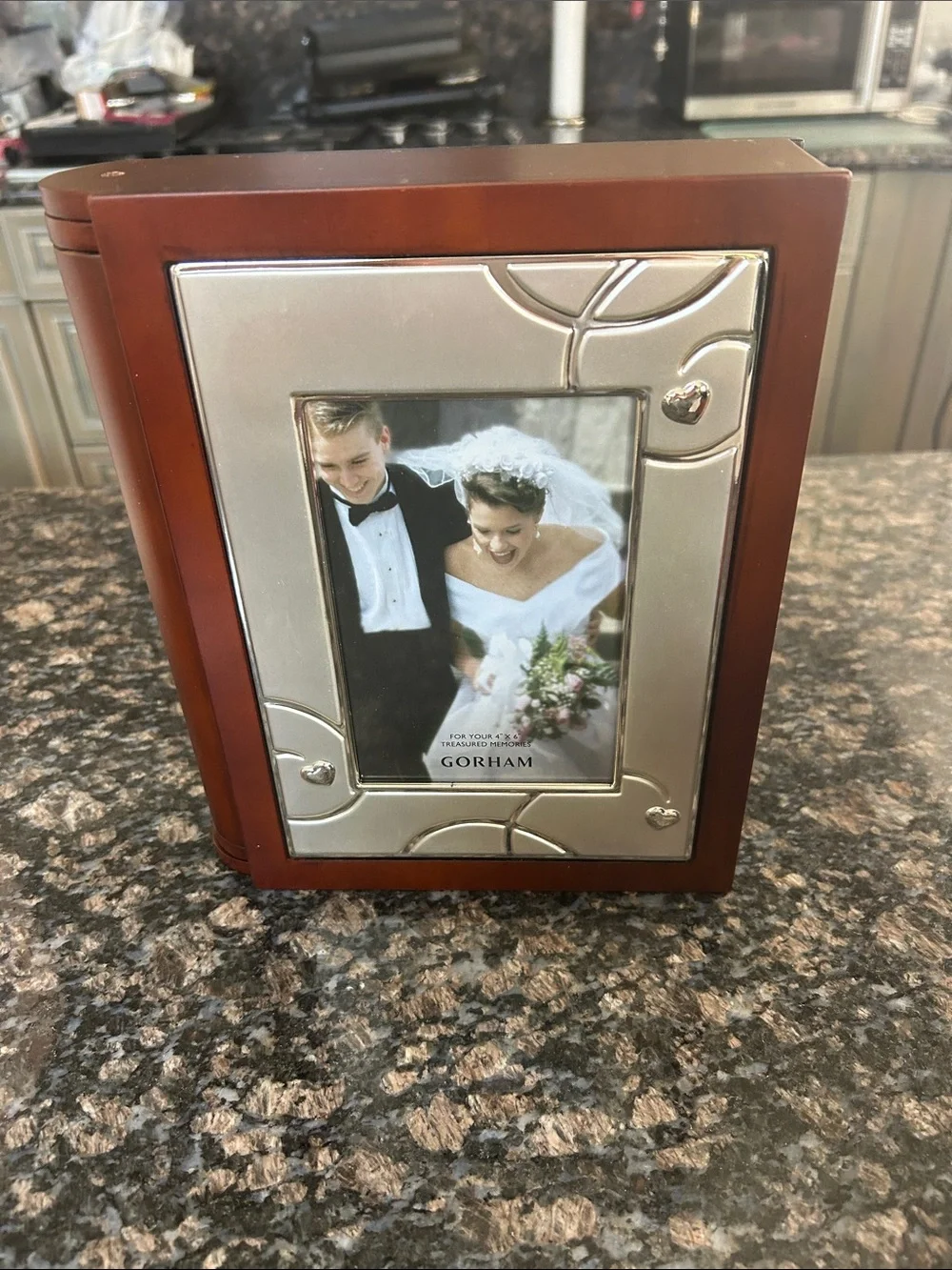 GORHAM 4x6 BOOKSHELF ALBUM WOOD W SILVER DECORATIVE METAL INLAY NWT